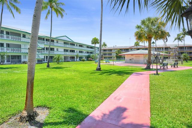 5300 Washington Street I205, Hollywood, FL 33021
