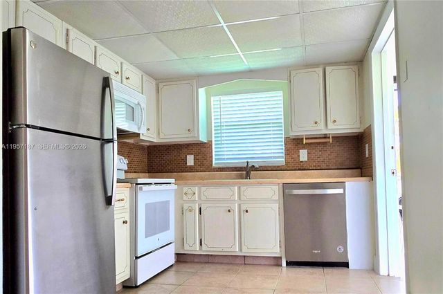 5300 Washington Street I205, Hollywood, FL 33021