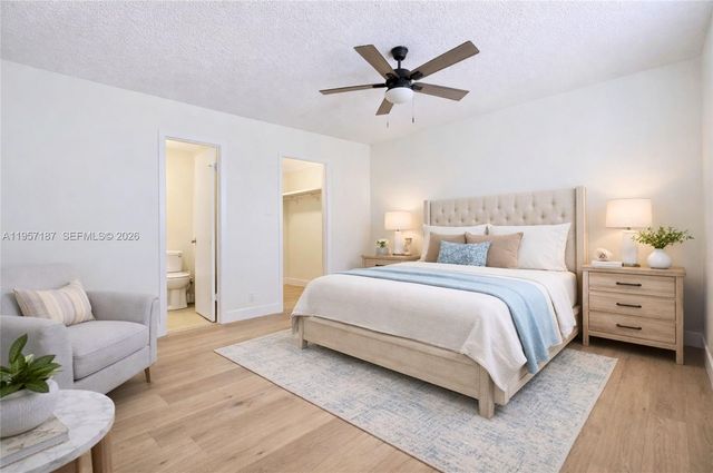 5300 Washington Street I205, Hollywood, FL 33021