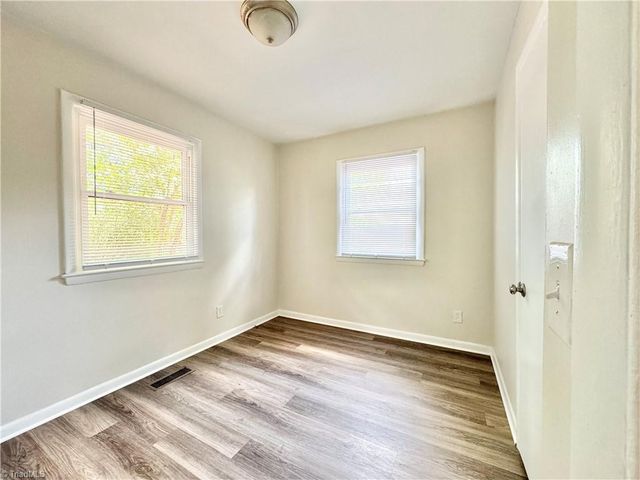 3602 Calvert Street, Greensboro, NC 27405
