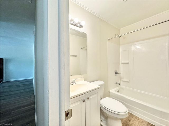 3602 Calvert Street, Greensboro, NC 27405