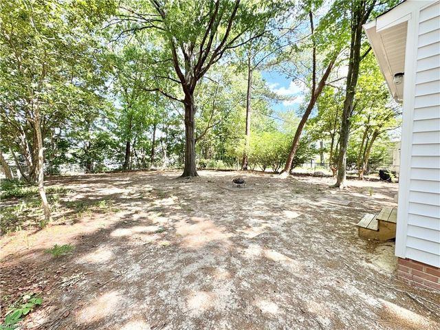 3602 Calvert Street, Greensboro, NC 27405