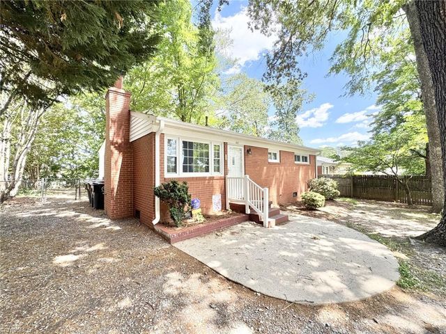 3602 Calvert Street, Greensboro, NC 27405
