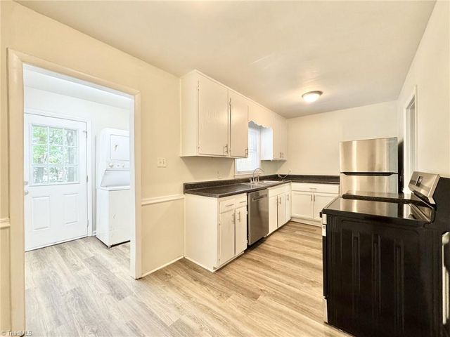 3602 Calvert Street, Greensboro, NC 27405