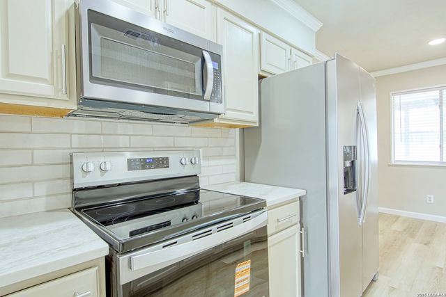 710 Meadow Side, San Antonio, TX 78227