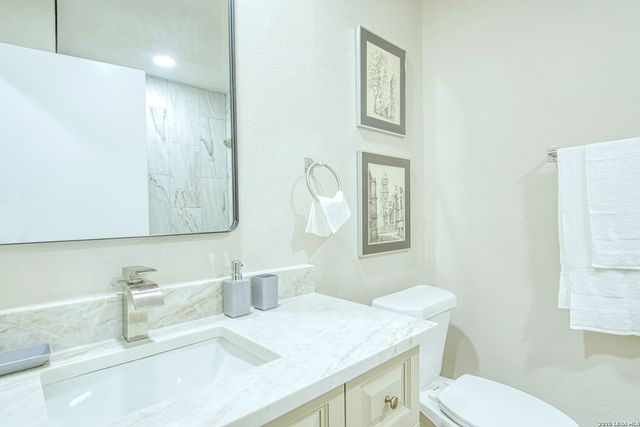 710 Meadow Side, San Antonio, TX 78227