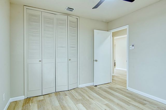 710 Meadow Side, San Antonio, TX 78227