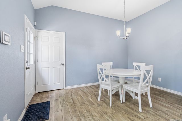 1214 CHALMERS AVE, San Antonio, TX 78211