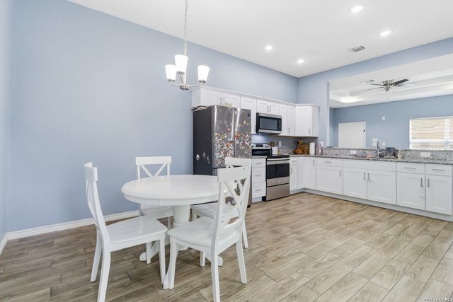 1214 CHALMERS AVE, San Antonio, TX 78211