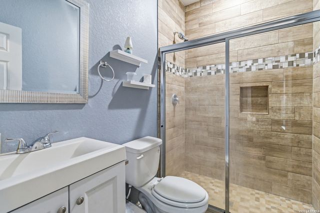 1214 CHALMERS AVE, San Antonio, TX 78211