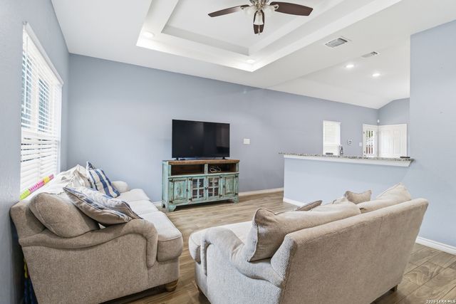 1214 CHALMERS AVE, San Antonio, TX 78211