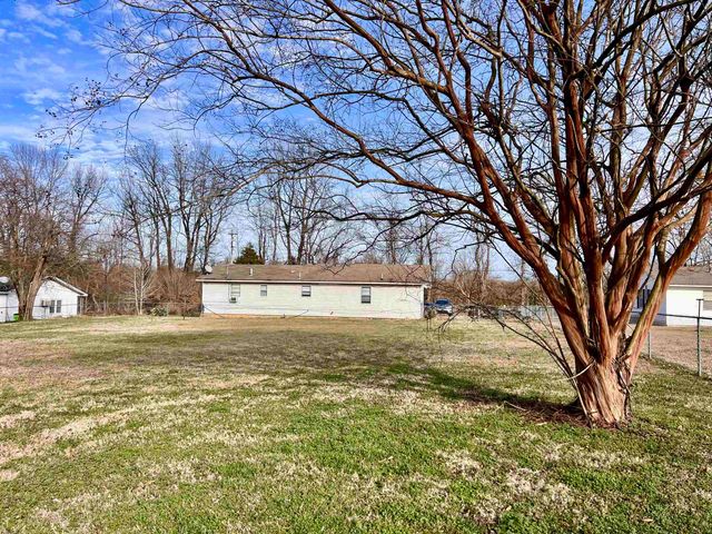 597 WALTON LOOP, Covington, TN 38019