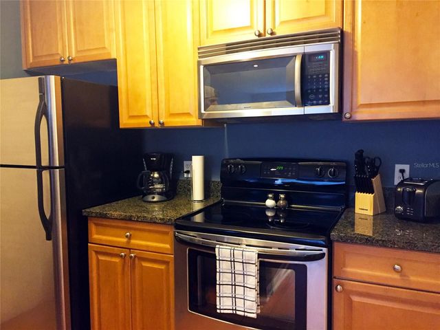 11901 4TH STREET N 8105, St Petersburg, FL 33716