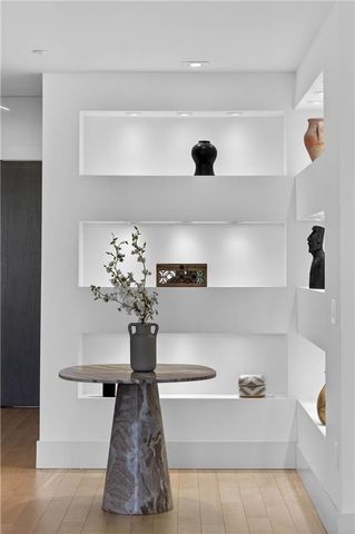 3107 Peachtree NE Road 1702, Atlanta, GA 30305