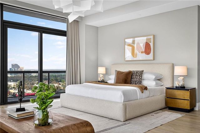 3107 Peachtree NE Road 1702, Atlanta, GA 30305