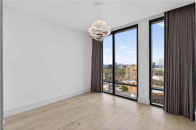 3107 Peachtree NE Road 1702, Atlanta, GA 30305