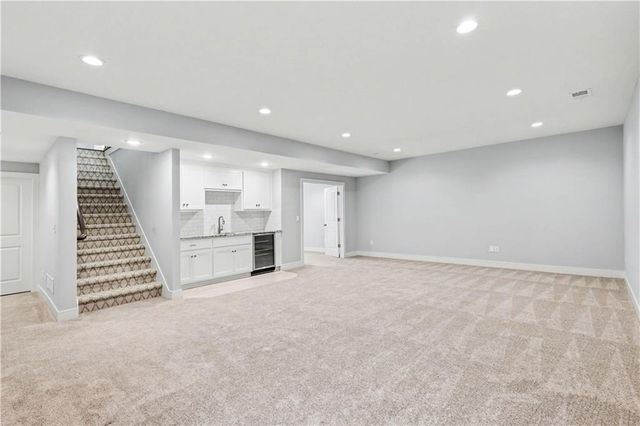 21739 W 116th Terrace, Olathe, KS 66061