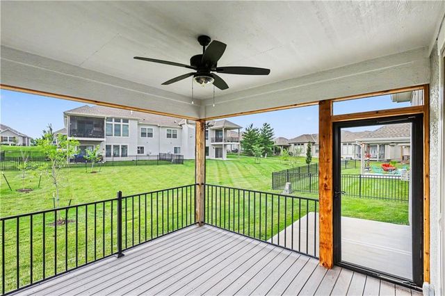21739 W 116th Terrace, Olathe, KS 66061