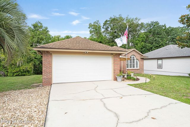 1716 CHANDELIER Circle W, Jacksonville, FL 32225