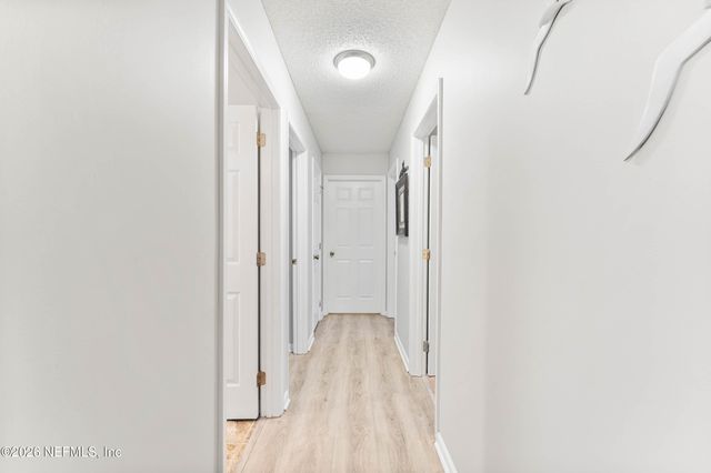 1716 CHANDELIER Circle W, Jacksonville, FL 32225
