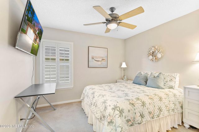 1716 CHANDELIER Circle W, Jacksonville, FL 32225