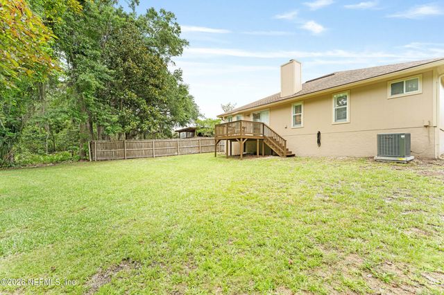 1716 CHANDELIER Circle W, Jacksonville, FL 32225