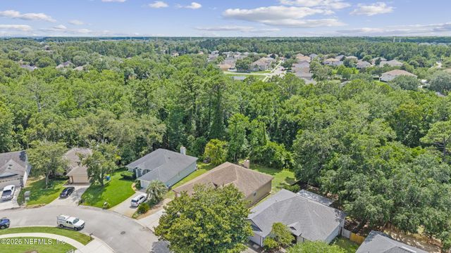 1716 CHANDELIER Circle W, Jacksonville, FL 32225