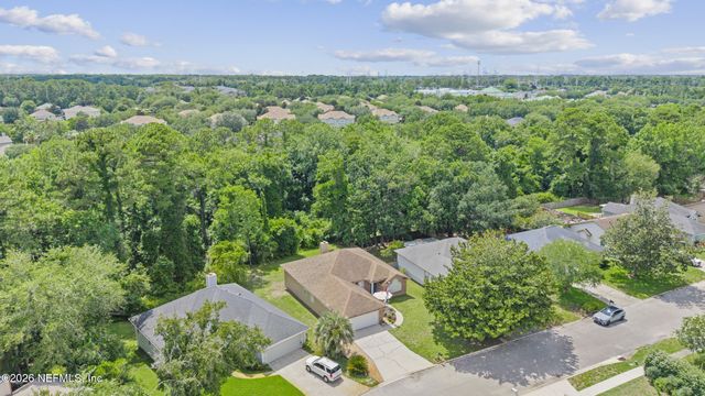 1716 CHANDELIER Circle W, Jacksonville, FL 32225