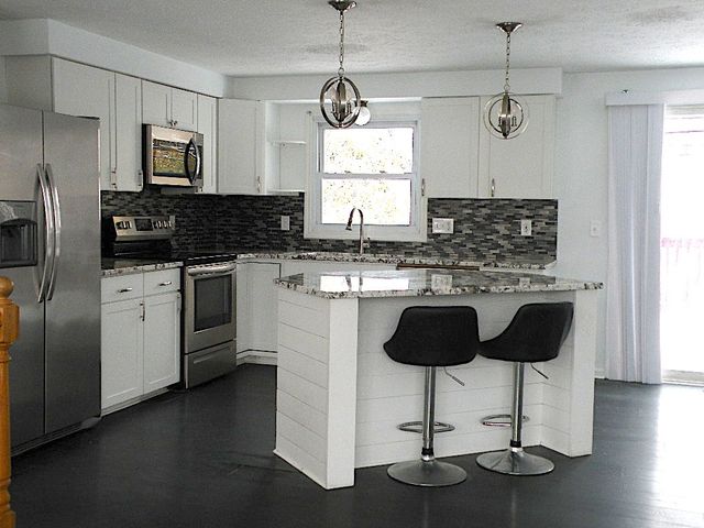 33 Groveview Circle, Greece, NY 14612