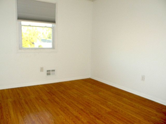 33 Groveview Circle, Greece, NY 14612