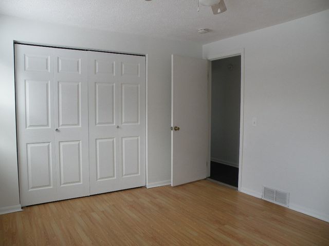 33 Groveview Circle, Greece, NY 14612