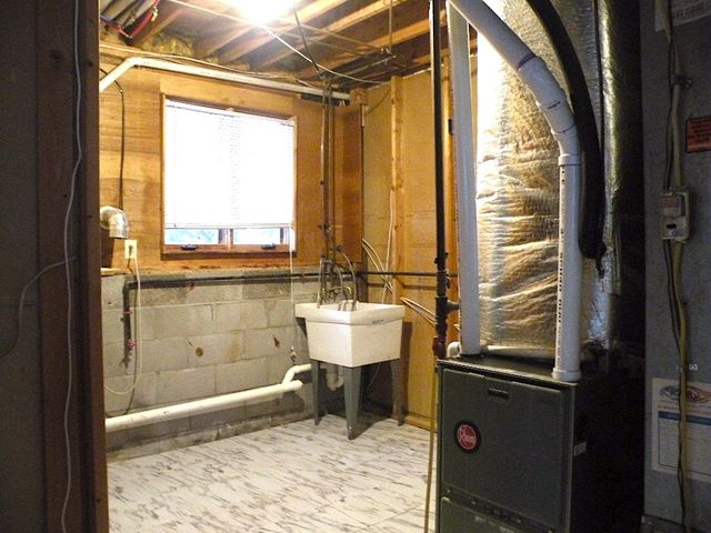 33 Groveview Circle, Greece, NY 14612