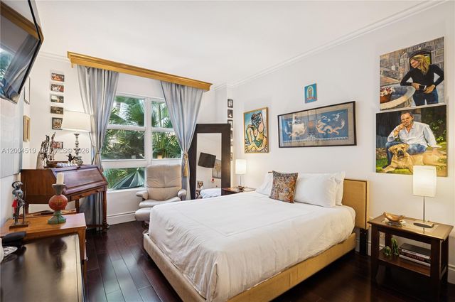 719 Crandon Blvd 310, Key Biscayne, FL 33149