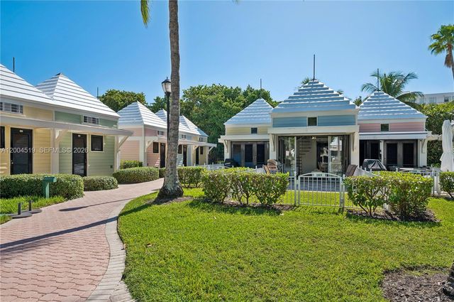 719 Crandon Blvd 310, Key Biscayne, FL 33149