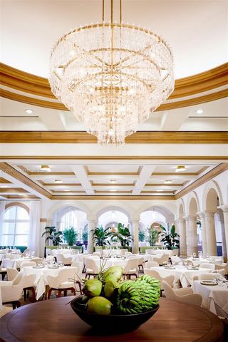 719 Crandon Blvd 310, Key Biscayne, FL 33149