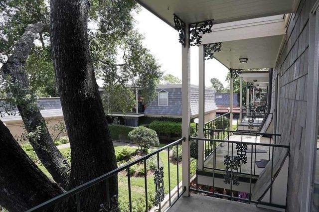 2338 West 18th Street 040, Houston, TX 77008