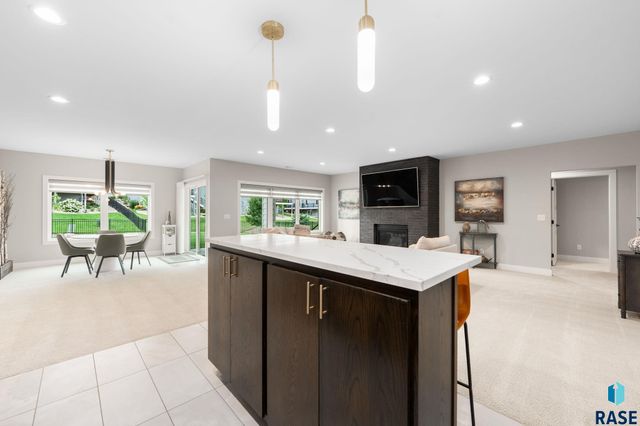 105 N Tumble Creek Cir Circle, Sioux Falls, SD 57110