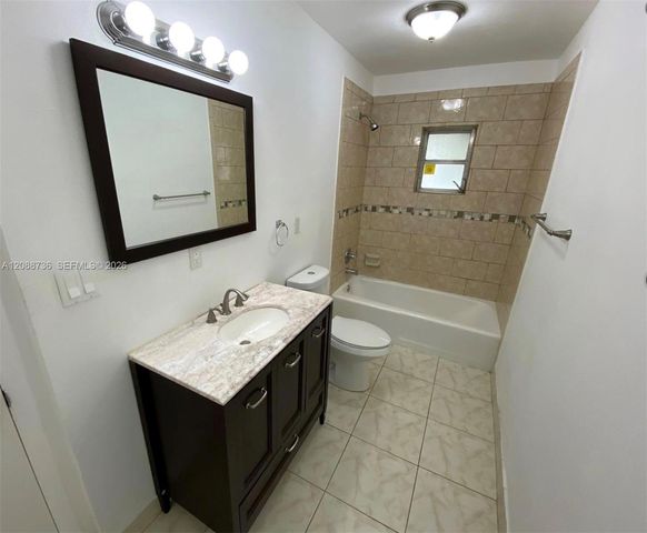 6105 Royal Poinciana Lane, Tamarac, FL 33319