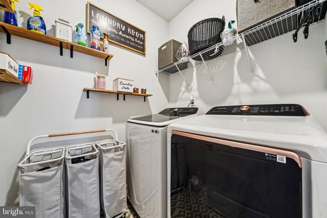 243 BELLEVUE CIR, Aylett, VA 23009