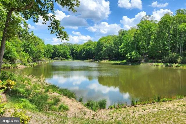 243 BELLEVUE CIR, Aylett, VA 23009