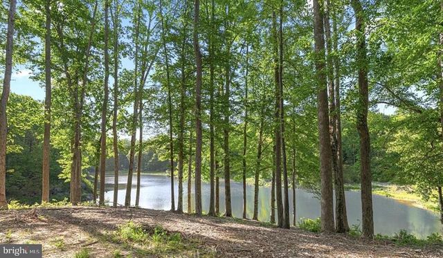 243 BELLEVUE CIR, Aylett, VA 23009