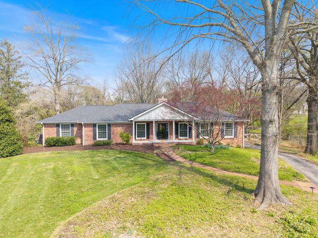 8012 Knoll Ct, Brentwood, TN 37027
