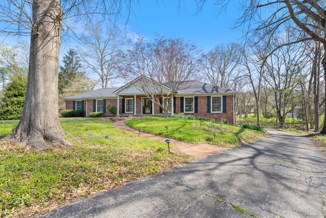 8012 Knoll Ct, Brentwood, TN 37027