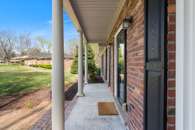 8012 Knoll Ct, Brentwood, TN 37027