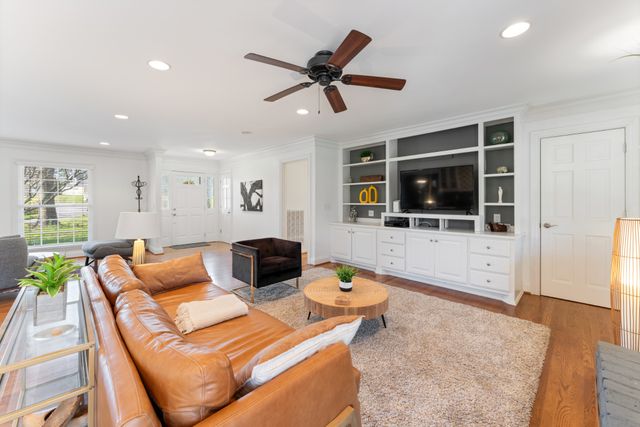 8012 Knoll Ct, Brentwood, TN 37027