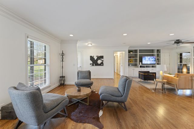 8012 Knoll Ct, Brentwood, TN 37027