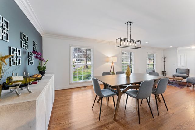 8012 Knoll Ct, Brentwood, TN 37027