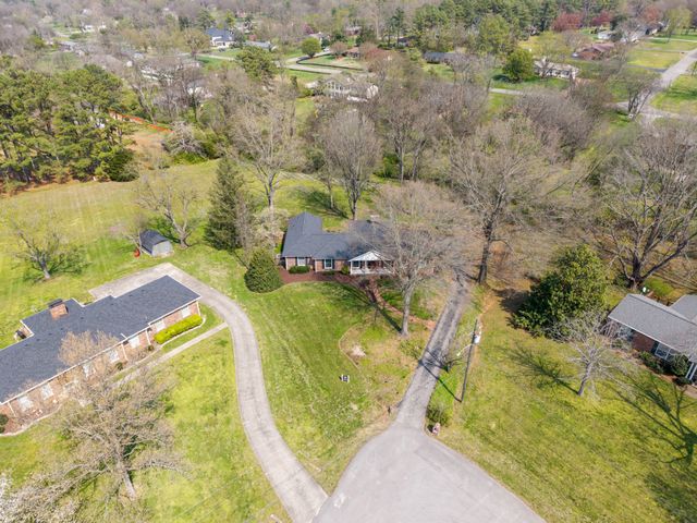 8012 Knoll Ct, Brentwood, TN 37027