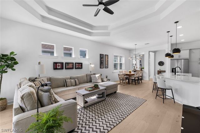 6291 Arriba AVE, Naples, FL 34113