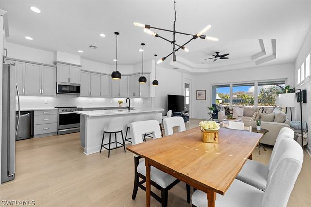 6291 Arriba AVE, Naples, FL 34113